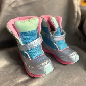 very good condition winter snow boots